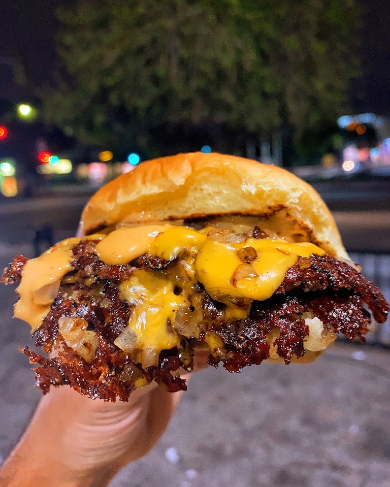 Single Cheeseburger at Easy Street Burgers
