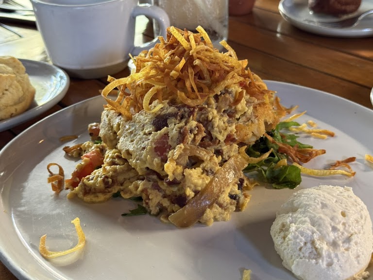 Duck Mushroom Mac N' Cheese W Roasted Tomatoes, Grilled Asparagus & Fried Leeks at Ramos House Café