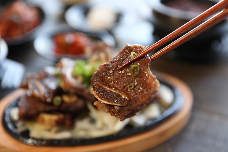 Braised Beef Short Rib at Jincook Santa Monica