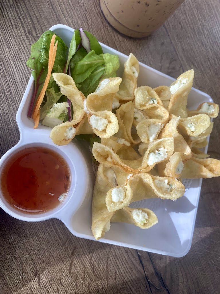 Cream Cheese Wonton at Thai Curry