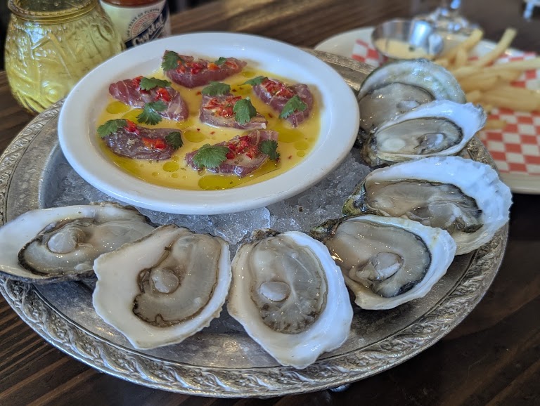 Clams at Found Oyster