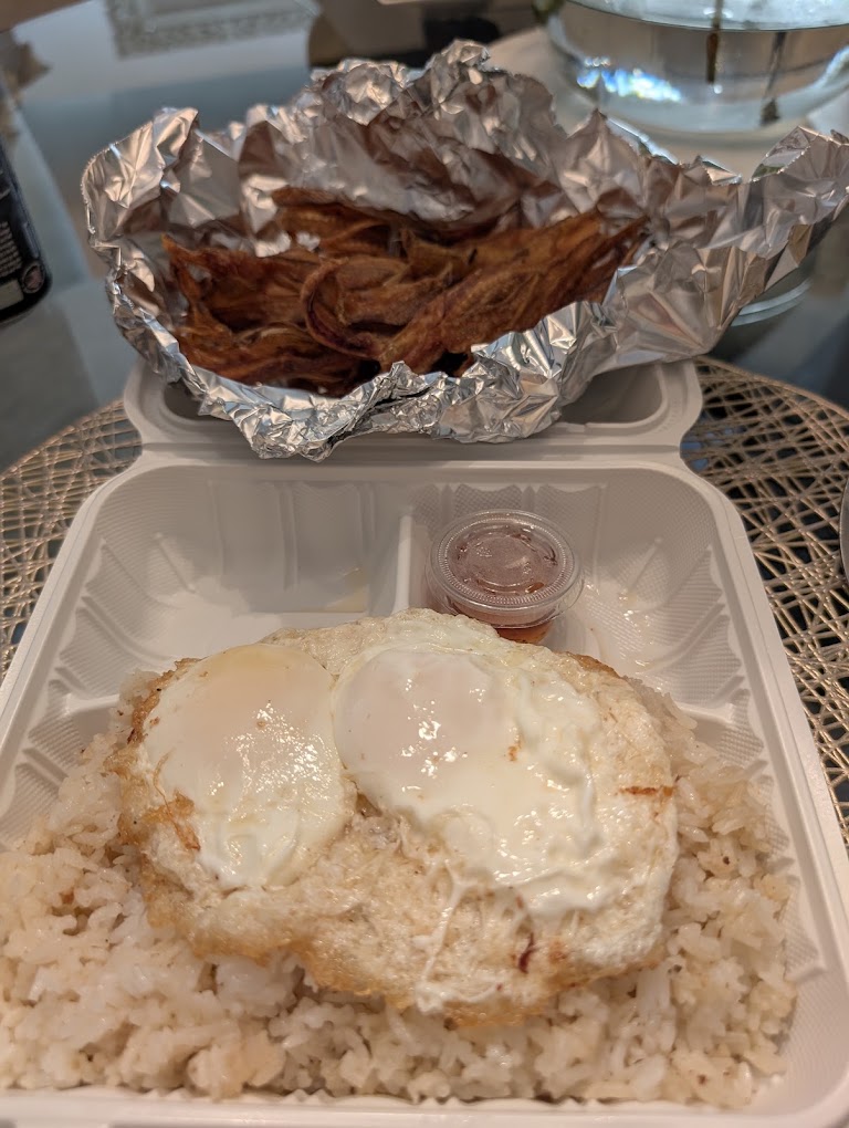 Tuyosilog at Lasang Pinas Fil-Asian Restaurant