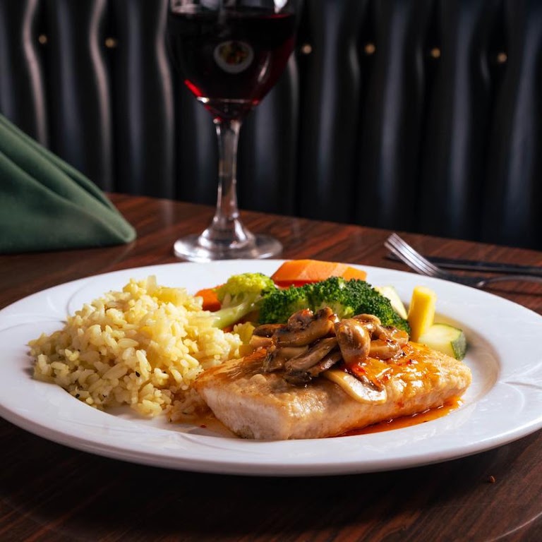 Salmon Filet at Safari Room