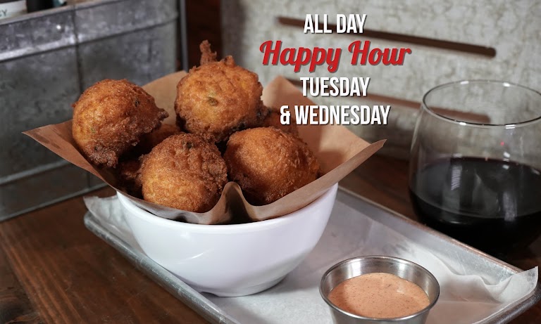 Happy HOUR at Max City BBQ