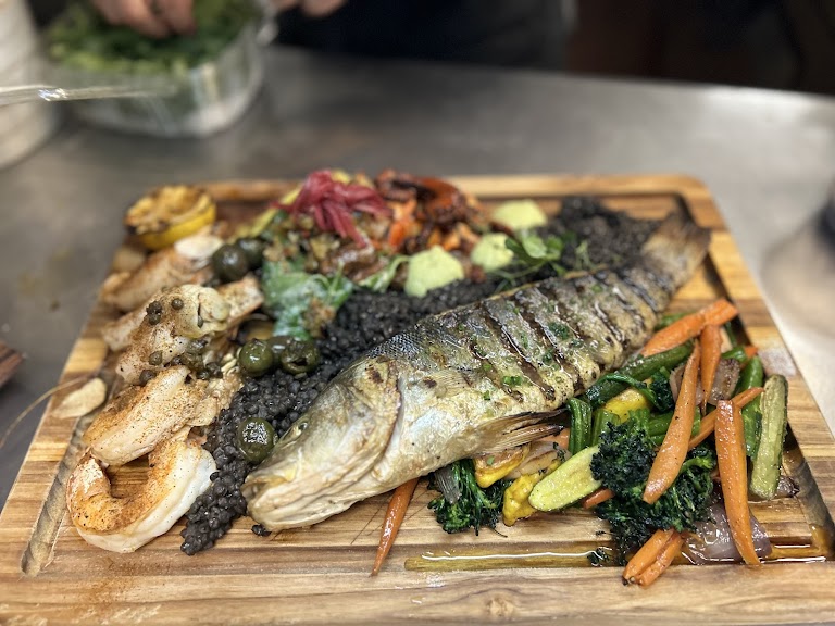 Fresh Grilled Fish at Lemon & Thyme
