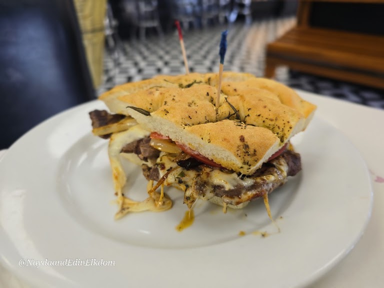 Lomito Completo at Mercado Buenos Aires