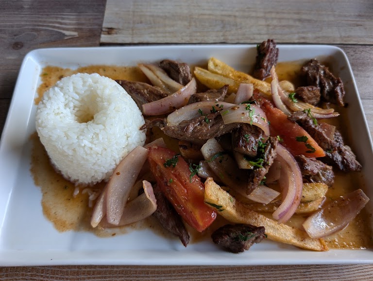 Lomo Saltado De La Casa at Peru's Taste Restaurant