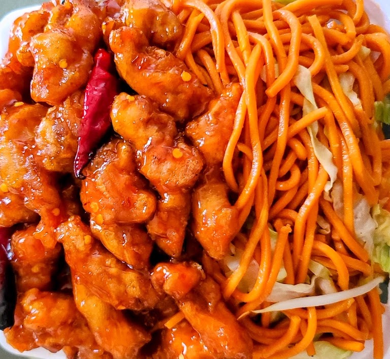 Kung Pao Chicken at Mr You QSR Chinese Food